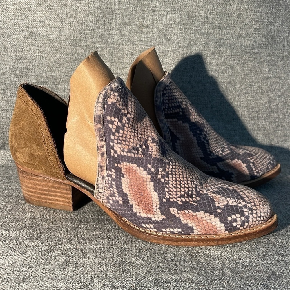 Diba Shy Town Leather Snake and Cognac Shoe. NEW - Picture 3 of 6